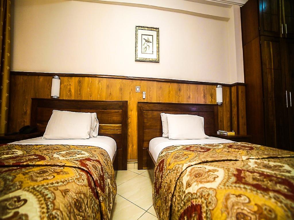 Charleston Hotel Акра Екстериор снимка