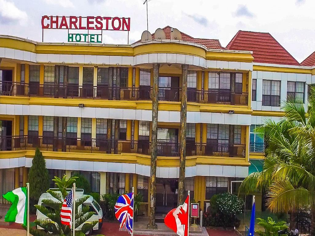 Charleston Hotel Акра Екстериор снимка